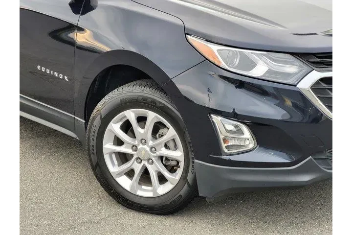 $18824 : Chevrolet Equinox 2020 LT 4d image 9