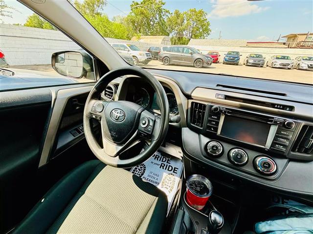 $16990 : 2018 TOYOTA RAV42018 TOYOTA R image 8