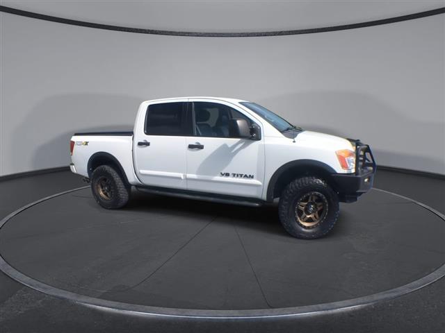 $19000 : PRE-OWNED 2015 NISSAN TITAN P image 2