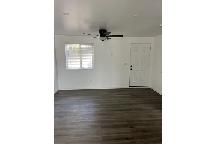 $2375 : Casa en renta - Mascota ✅ image 3