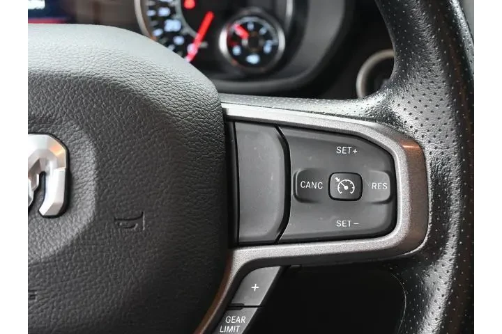 $35994 : Ram 1500 2024 4x4 Tradesman image 2