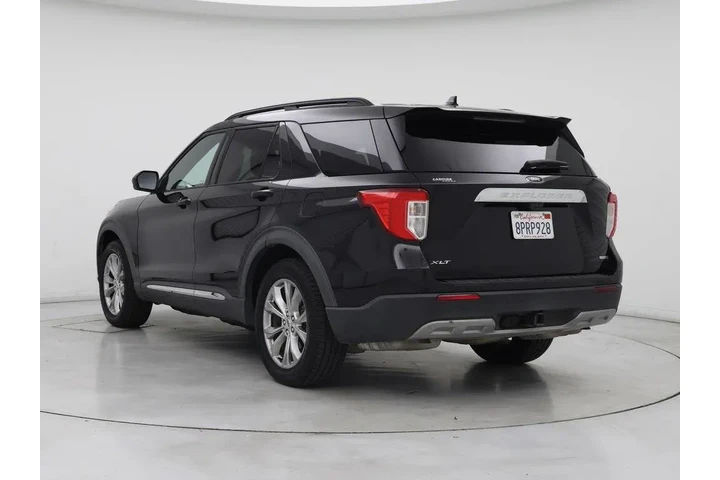 $26998 : Ford Explorer 2020 AWD XLT 4 image 2