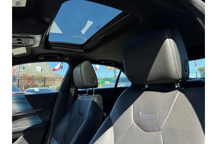 2023 CT4 Premium Luxury image 8