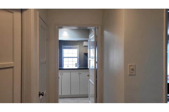 $2750 : Rento Casa en Downey image 5