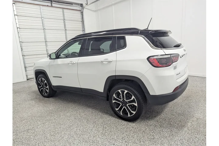 $24397 : Jeep Compass 2023 4x4 Limite image 4