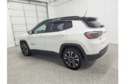 $24397 : Jeep Compass 2023 4x4 Limite thumbnail