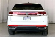 $27971 : Volkswagen Atlas Cross Sport thumbnail