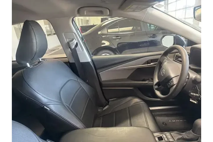 $27252 : Toyota Camry 2025 SE 4dr Sed image 10