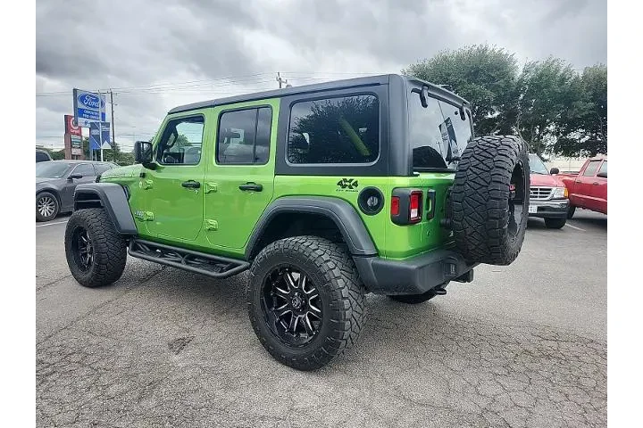 $30998 : Jeep Wrangler Unlimited 2018 image 5