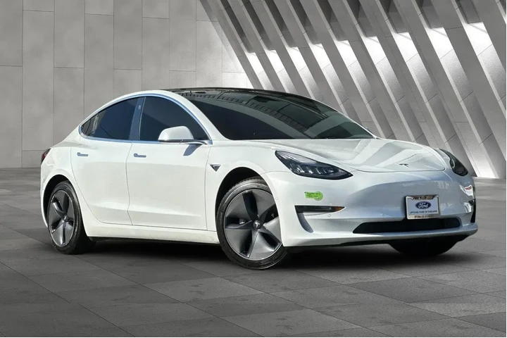 $17900 : Tesla Model 3 2020 Standard image 2