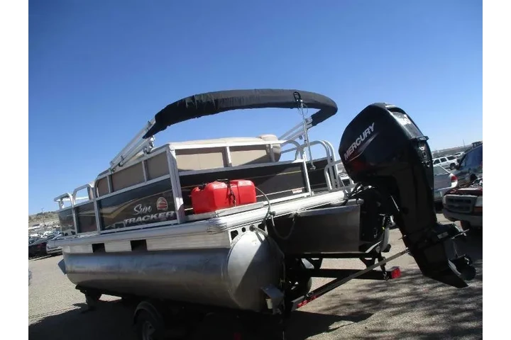 2021 Sun Tracker Bass Buggy XL image 7