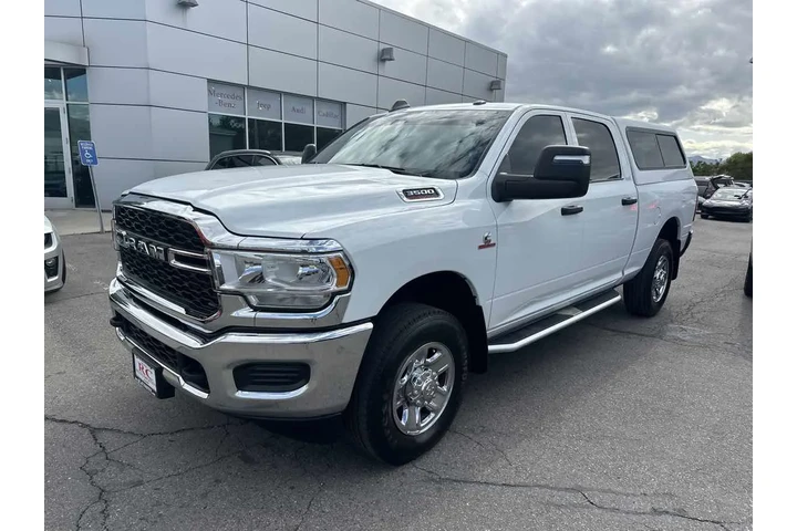 $57495 : 2024 3500 Tradesman image 3