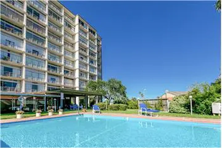 $1600 : Rental property with 1 bedro image 5