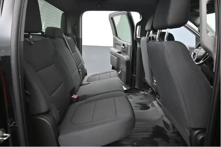 $23998 : Chevrolet Silverado 1500 202 image 2