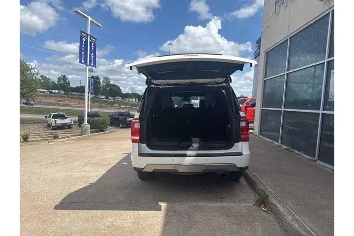 $30988 : Ford Expedition 2021 4x2 XLT image 7