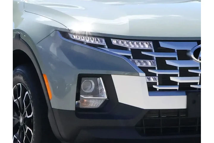 $25788 : Hyundai SANTA CRUZ 2023 SEL image 7