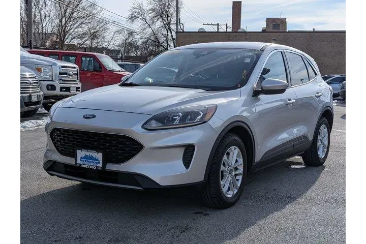 $13898 : Ford Escape 2020 SE 4dr SUV image 7