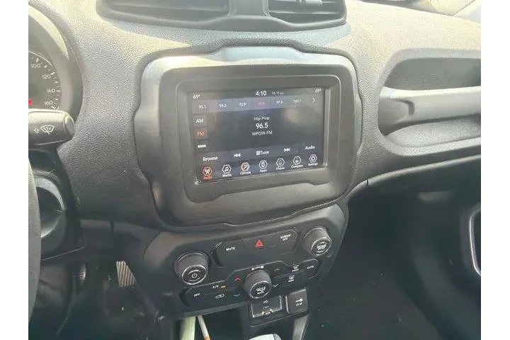 $15000 : Jeep Renegade 2020 Latitude image 6