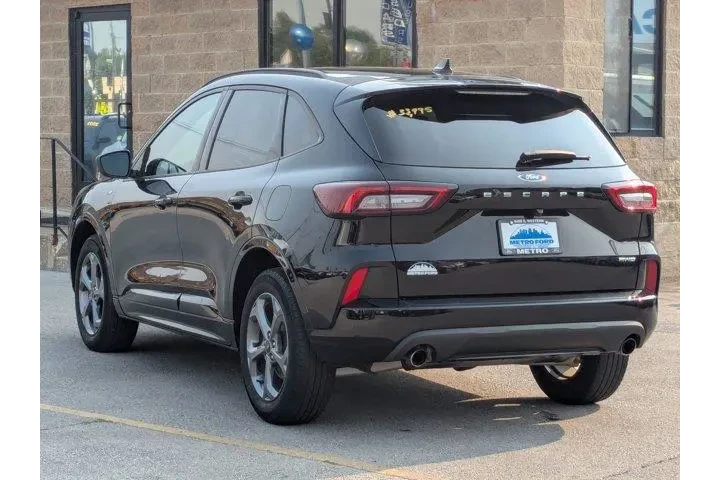 $23749 : Ford Escape 2023 AWD ST-Line image 6