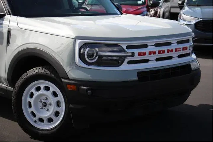 $26821 : Ford Bronco Sport 2023 AWD H image 2