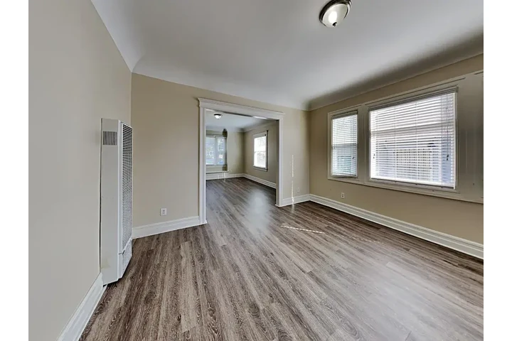 $2500 : SINGLE FAMILY HOME image 6