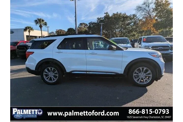 $30267 : Ford Explorer 2023 XLT 4dr S image 3