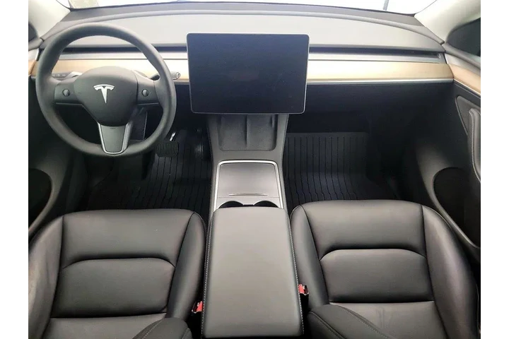 $35998 : Tesla Model Y 2023 AWD Long image 9