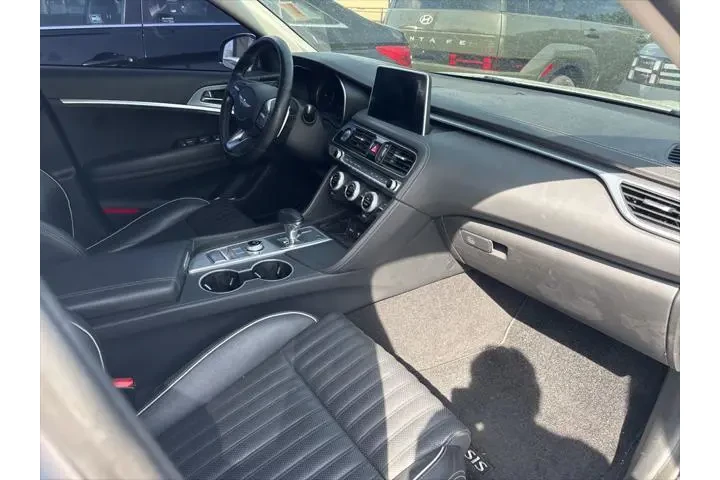 $17999 : Genesis G70 2019 AWD 2.0T Ad image 5