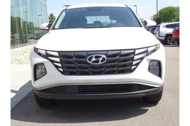 $20300 : Hyundai TUCSON 2023 AWD SE 4 image 3