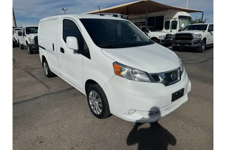 $11995 : 2017 NV200 SV image 5