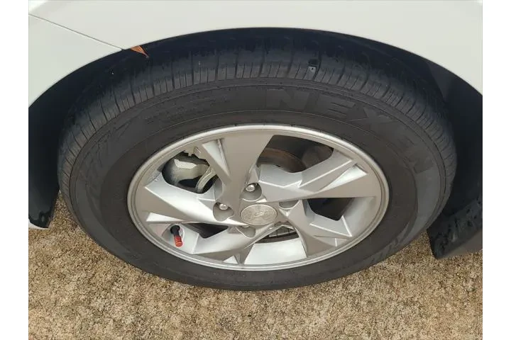 $16993 : Hyundai ELANTRA 2022 SE 4dr image 10