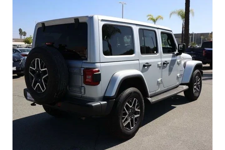 $35218 : Jeep Wrangler 2024 4x4 Sahar image 4