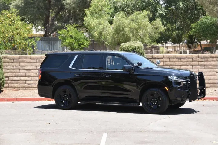 $47750 : 2022 Tahoe Fleet image 8