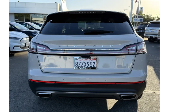 $36995 : Lincoln Nautilus 2022 AWD Re image 5