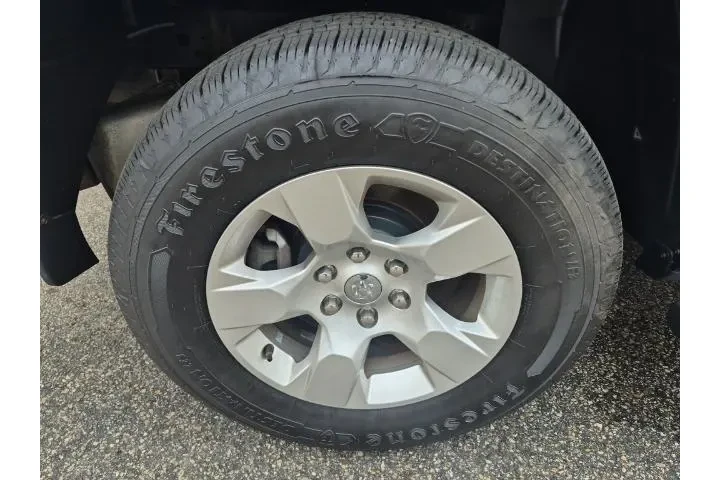 $24389 : Ram 1500 2021 4x4 Big Horn 4 image 9