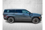 $31655 : Hyundai SANTA FE 2026 SE 4dr thumbnail