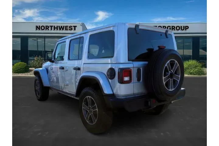 $31999 : Jeep Wrangler 2023 4x4 Sahar image 3