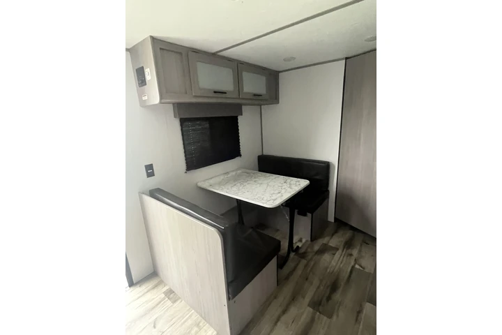 $950 : Rento Rv image 5