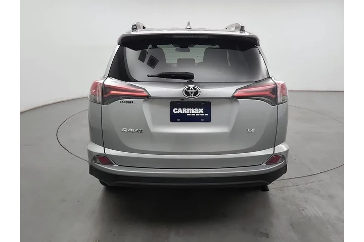 $17998 : Toyota RAV4 2018 LE 4dr SUV image 6