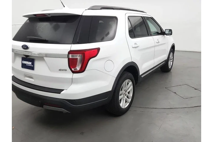 $22998 : Ford Explorer 2019 AWD XLT 4 image 5