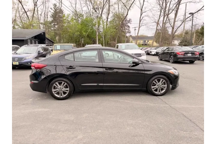 $9995 : 2018 Elantra SEL image 8