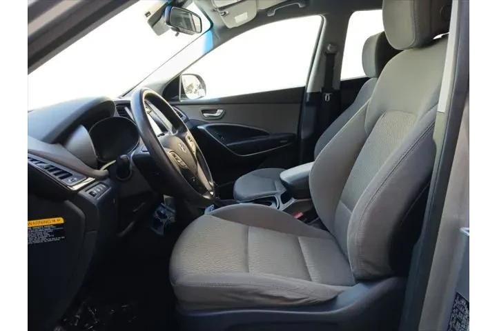 $12070 : Hyundai SANTA FE 2017 AWD SE image 9