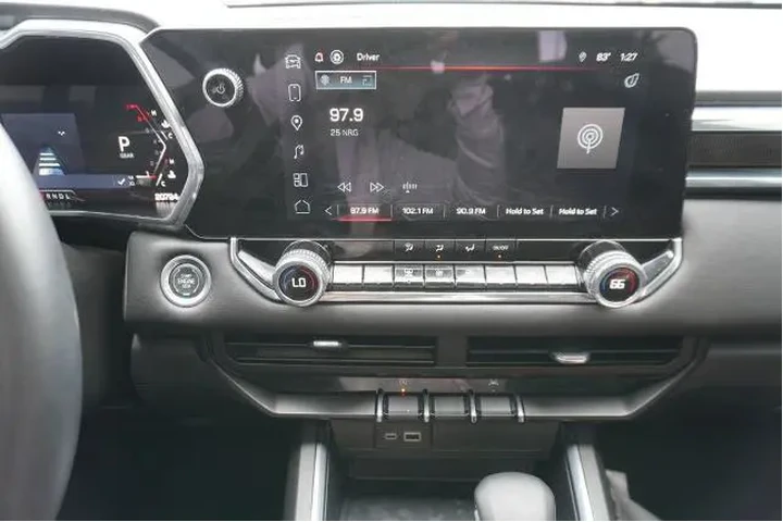 $37688 : GMC Canyon 2024 4x2 Elevatio image 8