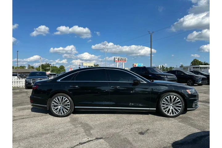 2019 AUDI A8 L 3.0T SEDAN 4D image 10