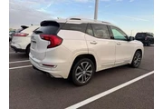 $26900 : GMC Terrain 2020 Denali 4dr thumbnail