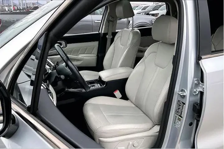 $24066 : Kia Sorento 2021 AWD SX 4dr image 8