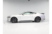 $30998 : Ford Mustang 2018 GT 2dr Fas thumbnail