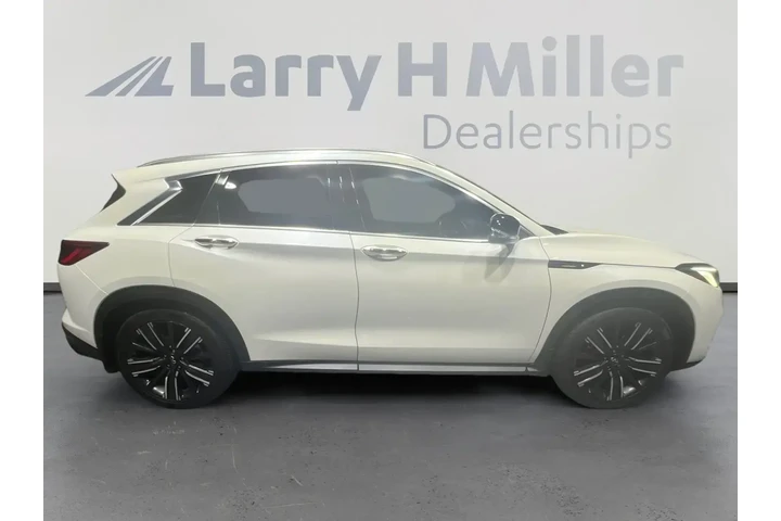 INFINITI QX50 2021 Luxe 4dr image 6