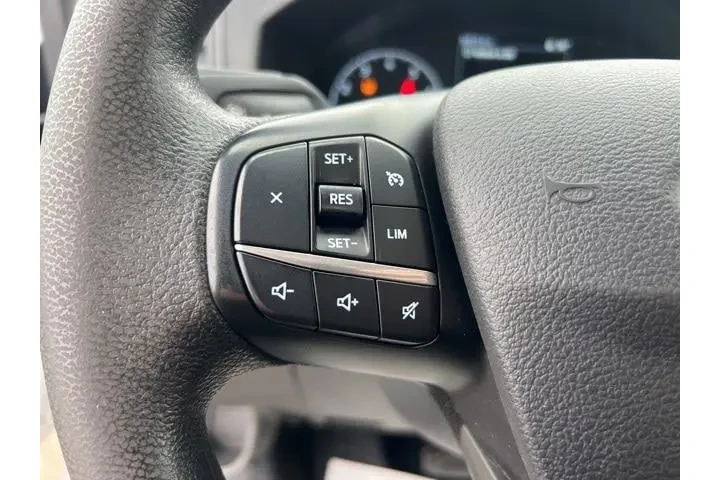 $35568 : Ford Transit 2023 250 3dr LW image 9