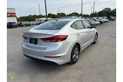 $7980 : 2017 Elantra SE 2.0L Auto (Al thumbnail
